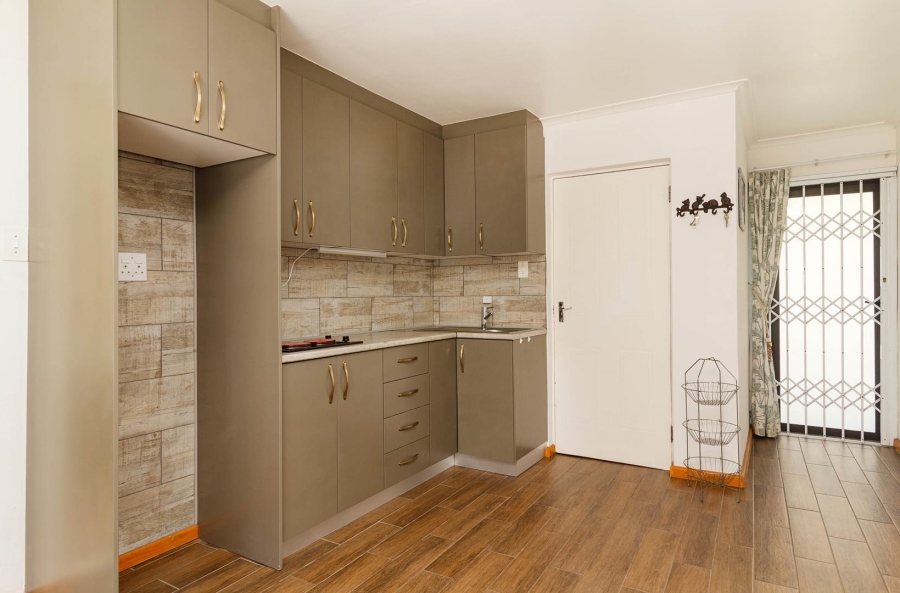 5 Bedroom Property for Sale in Milnerton Ridge Western Cape